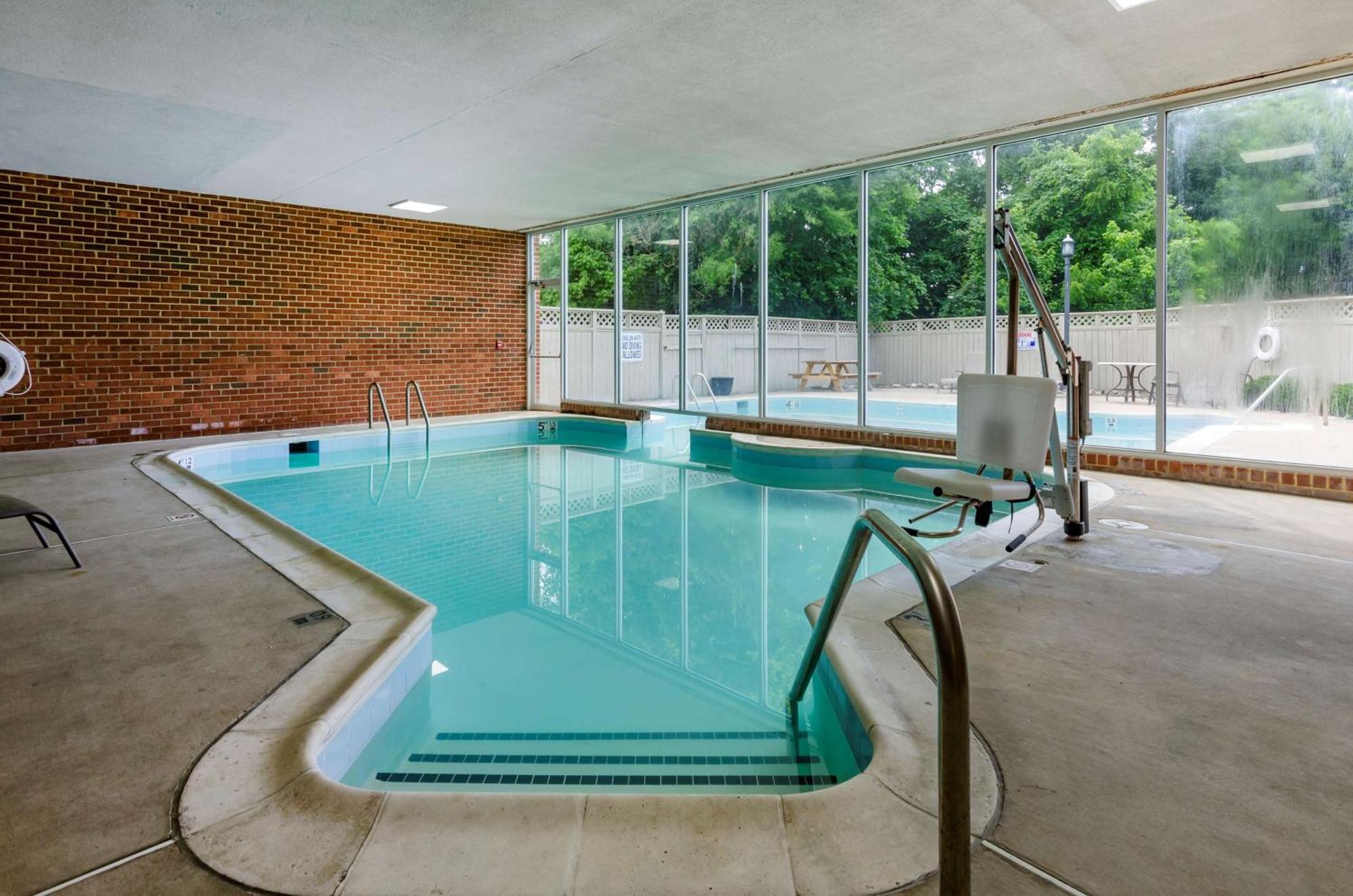 Best Western Plus Inn At Hunt Ridge Lexington Esterno foto